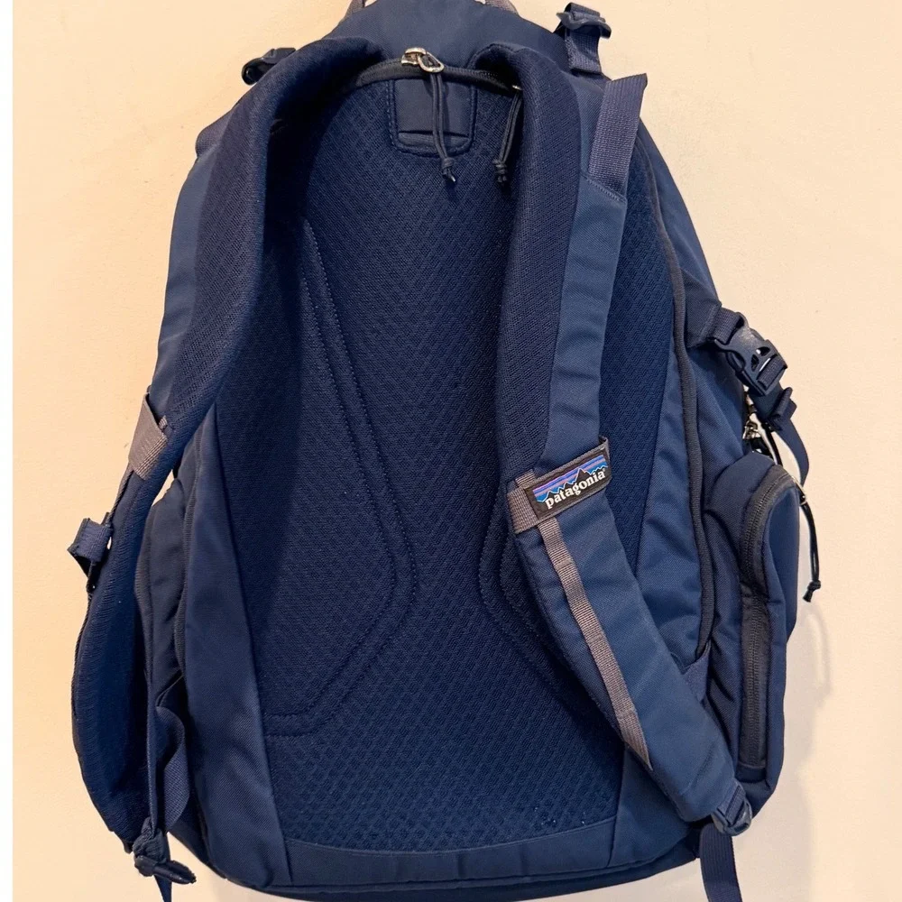 Patagonia Paxat 32L Backpack Navy Blue Hiking Travel Daypack 48045u